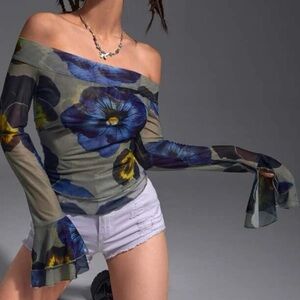 Floral Print Off Shoulder Ruffle Trim Top